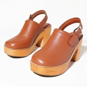Women Charlotte Stone Bonnie In Luggage