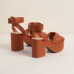 Women Charlotte Stone Judd In Tobacco