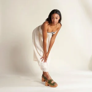 Women Charlotte Stone Lino In Khaki