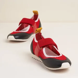 Women Charlotte Stone Mable In Begonia Black