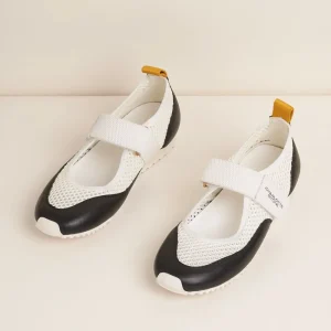 Women Charlotte Stone Mable In Latte Black
