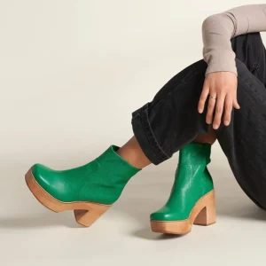 Women Charlotte Stone Paz In Kite